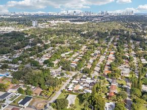 140 NE 161st St, Miami FL 33162