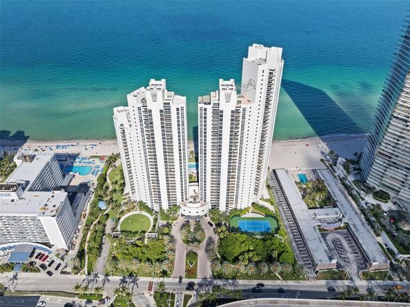 19111 Collins Ave 2207, Sunny Isles Beach FL 33160
