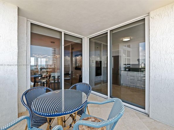19111 Collins Ave 2207, Sunny Isles Beach FL 33160