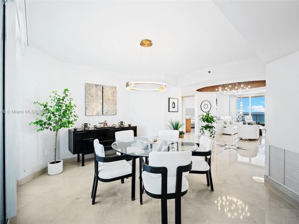19111 Collins Ave 2207, Sunny Isles Beach FL 33160