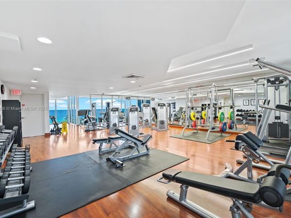 19111 Collins Ave 2207, Sunny Isles Beach FL 33160