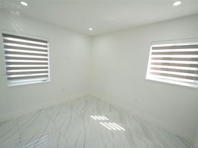 10381 SW 32nd St, Miami FL 33165