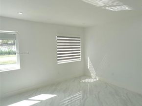 10381 SW 32nd St, Miami FL 33165