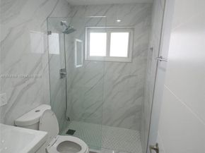 10381 SW 32nd St, Miami FL 33165