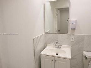 10381 SW 32nd St, Miami FL 33165