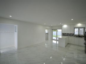 10381 SW 32nd St, Miami FL 33165