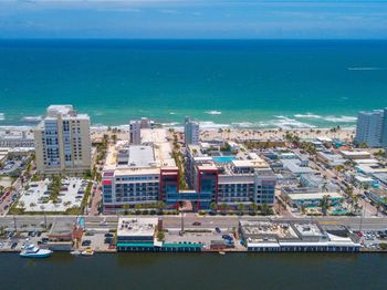 777 N Ocean Dr