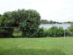 8320 NW 10 Ave, Miami FL 33150