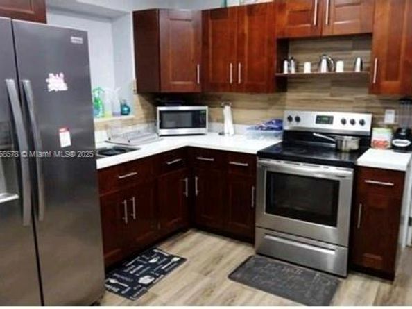 8320 NW 10 Ave, Miami FL 33150