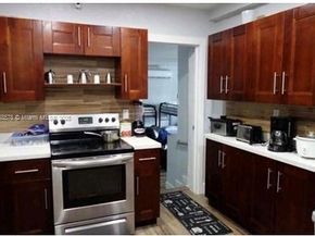 8320 NW 10 Ave, Miami FL 33150