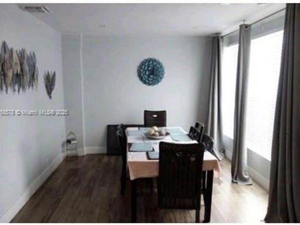 8320 NW 10 Ave, Miami FL 33150