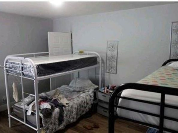 8320 NW 10 Ave, Miami FL 33150