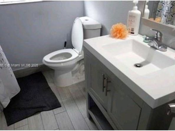 8320 NW 10 Ave, Miami FL 33150