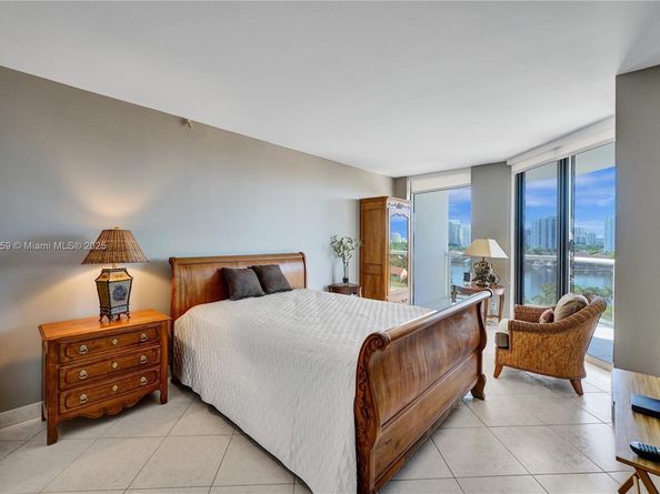 3600 Yacht Club Dr 904, Aventura FL 33180