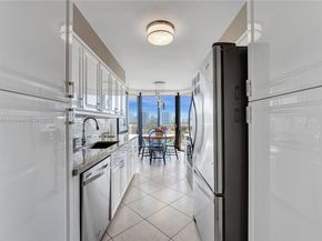 3600 Yacht Club Dr 904, Aventura FL 33180