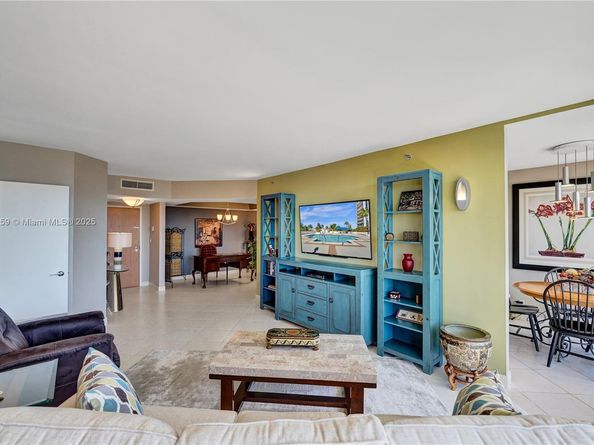 3600 Yacht Club Dr 904, Aventura FL 33180