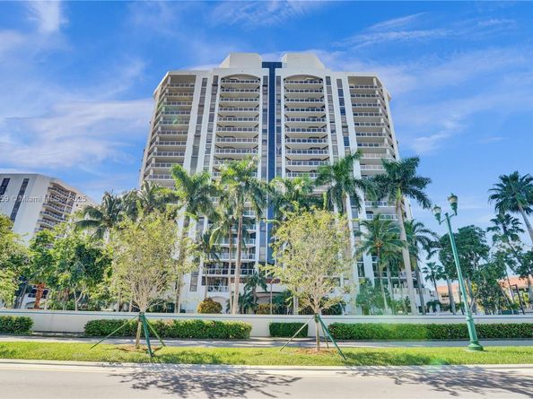 3600 Yacht Club Dr 904, Aventura FL 33180