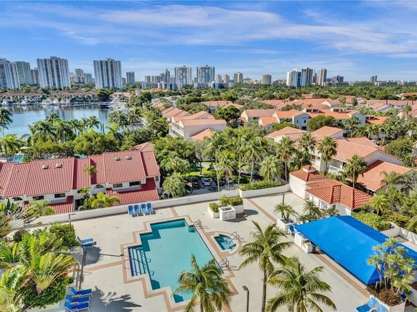 3600 Yacht Club Dr 904, Aventura FL 33180