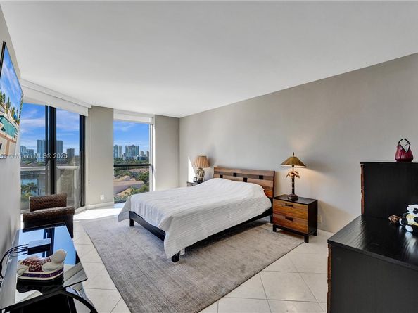 3600 Yacht Club Dr 904, Aventura FL 33180