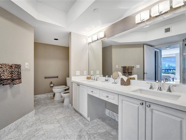 3600 Yacht Club Dr 904, Aventura FL 33180