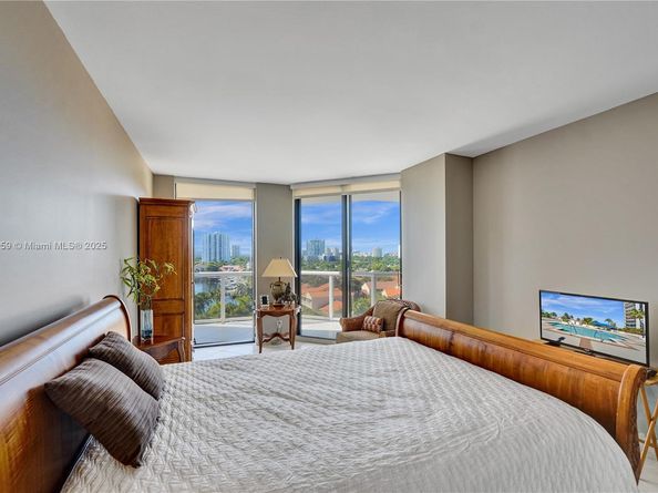 3600 Yacht Club Dr 904, Aventura FL 33180