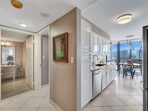 3600 Yacht Club Dr 904, Aventura FL 33180