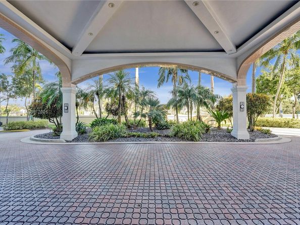 3600 Yacht Club Dr 904, Aventura FL 33180