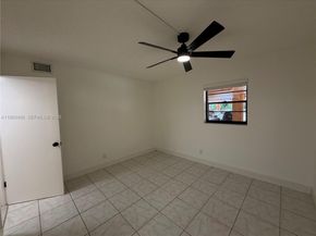 400 Commodore Dr 101, Plantation FL 33325