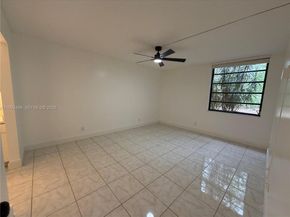 400 Commodore Dr 101, Plantation FL 33325