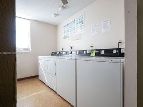 6600 Cypress Rd 406, Plantation FL 33317