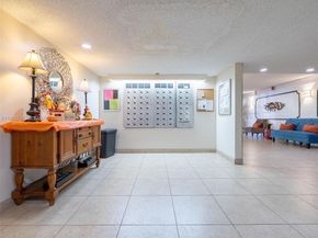 6600 Cypress Rd 406, Plantation FL 33317