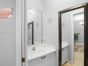 886 NW 135th Ter, Pembroke Pines FL 33028
