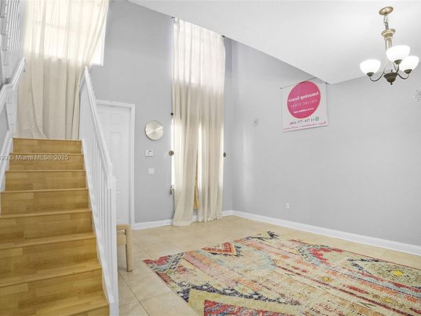 886 NW 135th Ter, Pembroke Pines FL 33028