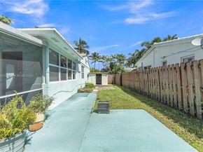 1146 Polk St, Hollywood FL 33019