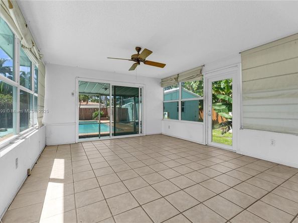 1146 Polk St, Hollywood FL 33019