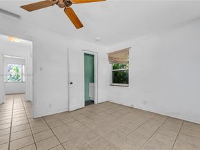 1146 Polk St, Hollywood FL 33019