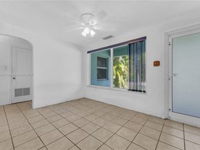1146 Polk St, Hollywood FL 33019