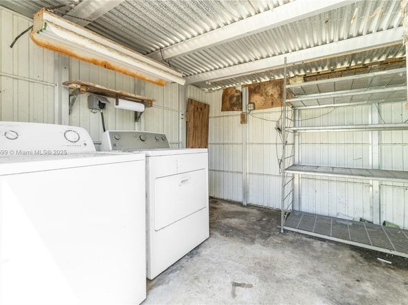 1146 Polk St, Hollywood FL 33019