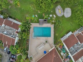 6483 Racquet Club Dr 22, Lauderhill FL 33319