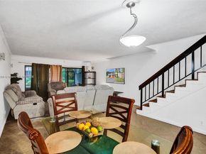 6483 Racquet Club Dr 22, Lauderhill FL 33319