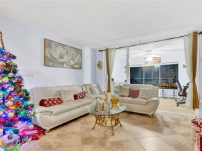 3050 NW 42nd Ave C406, Coconut Creek FL 33066