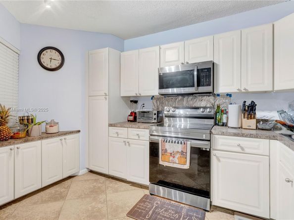 3050 NW 42nd Ave C406, Coconut Creek FL 33066