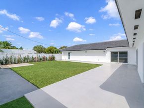 1200 SW 23rd Ct, Miami FL 33135