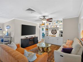 1527 Mayo St, Hollywood FL 33020