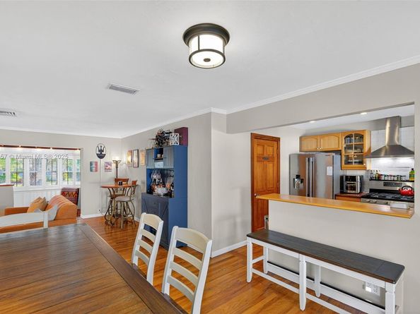 1527 Mayo St, Hollywood FL 33020