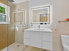 1527 Mayo St, Hollywood FL 33020