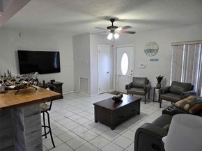 10834 NW 156 Te, Miami FL 33157