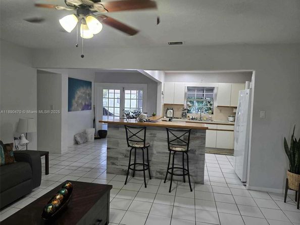 10834 NW 156 Te, Miami FL 33157