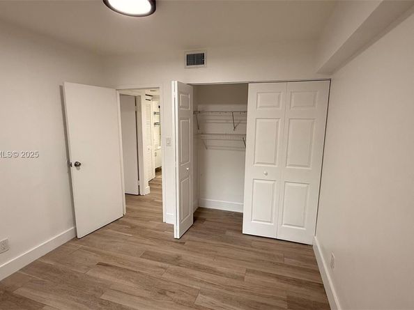 5845 Washington St 65, Hollywood FL 33023