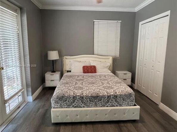 1401 NE 14th Ct, Fort Lauderdale FL 33304